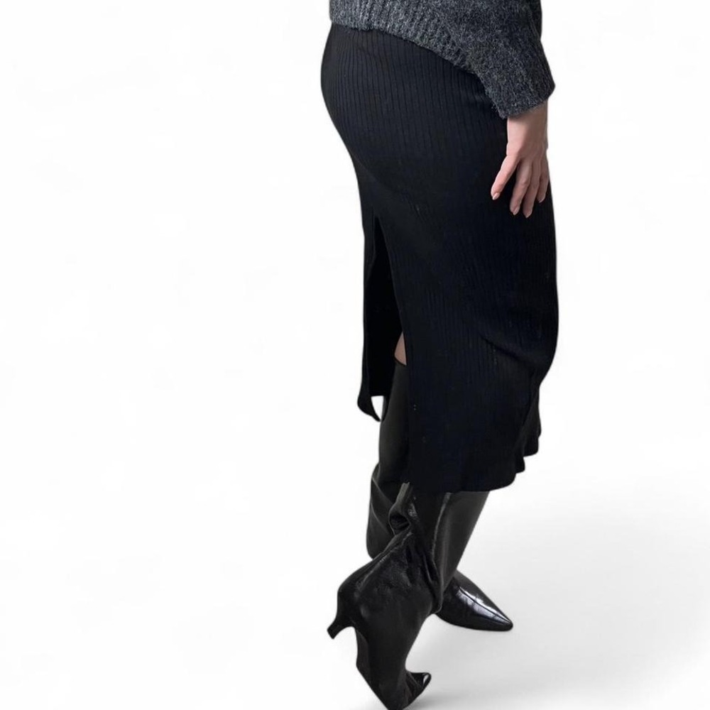 Zara Black Midi Skirt Size Medium - Picture 2 of 6